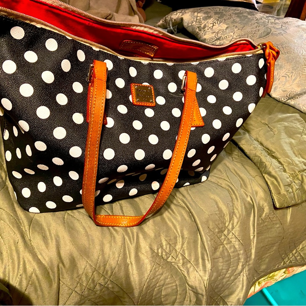 Authentic large dooney Bourke tote